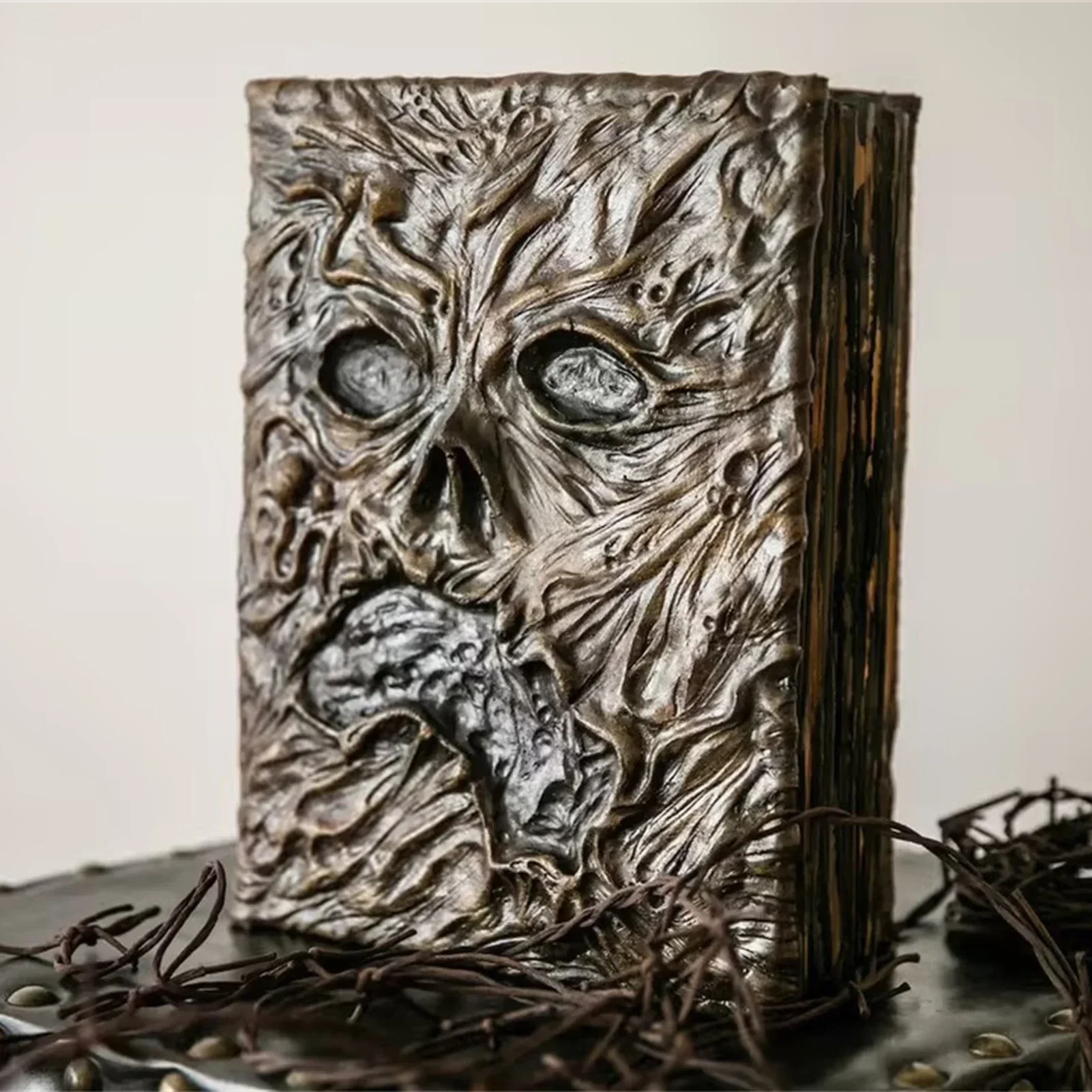 Vintage Necronomicon - Księga  – Art Craft Book recenzja i cena
